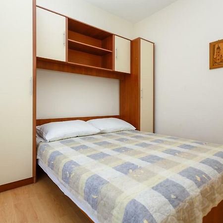 Apartman Jezevac Đảo Krk Ngoại thất bức ảnh
