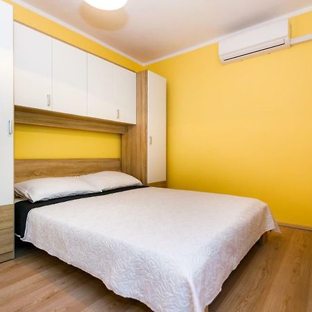 Apartman Jezevac Đảo Krk Ngoại thất bức ảnh