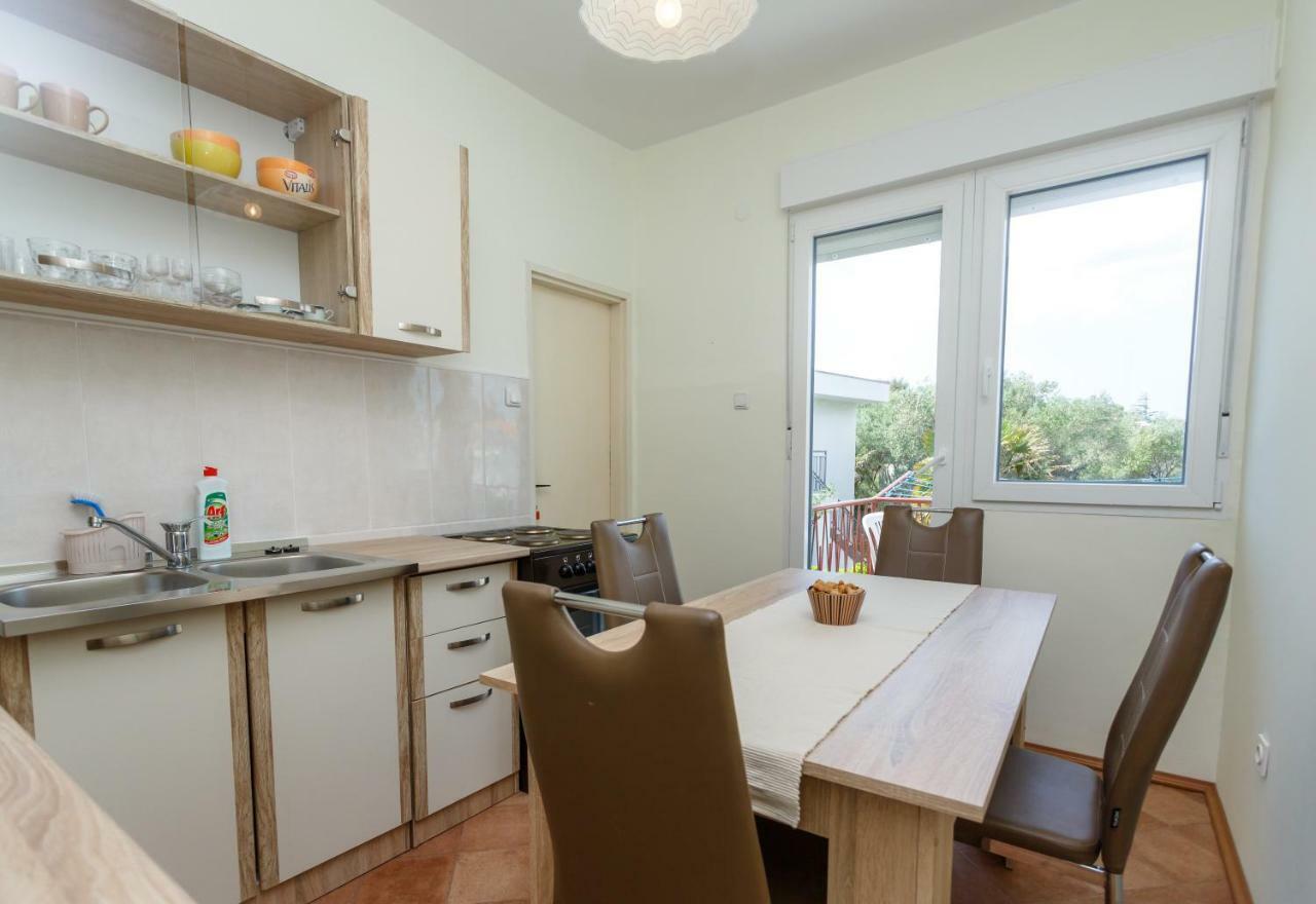 Apartman Jezevac Đảo Krk Ngoại thất bức ảnh